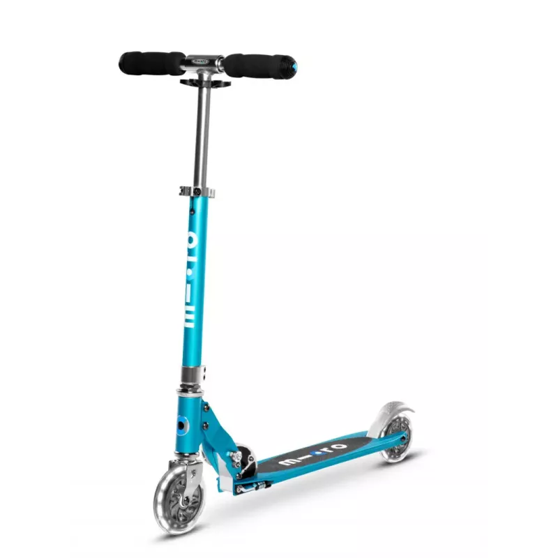 micro-trottinette-sprite-led-bleu-oc-an-1.webp